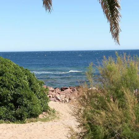 Apartmán In With Pool And Access Saint-Raphaël
